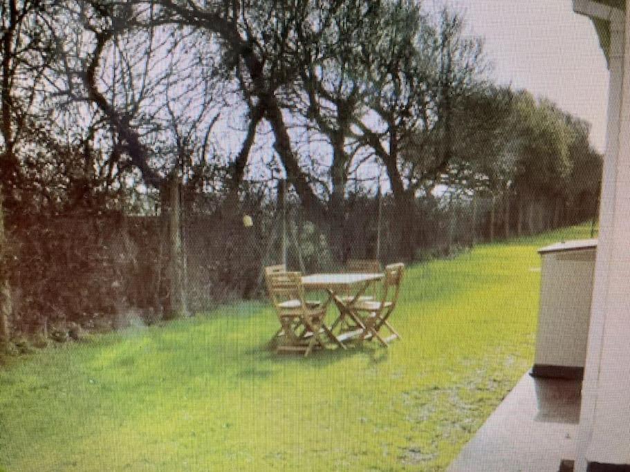 Ocean Breeze, Gower Holiday Village. Allows Dogs